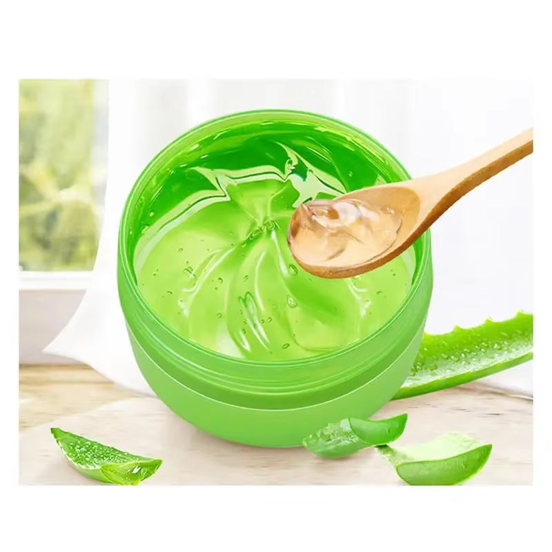 Aloe Vera Gel Moisturizer - Refreshing Non-Sticky Facial Care Cream for Deep Nourishment and Skin Maintenance